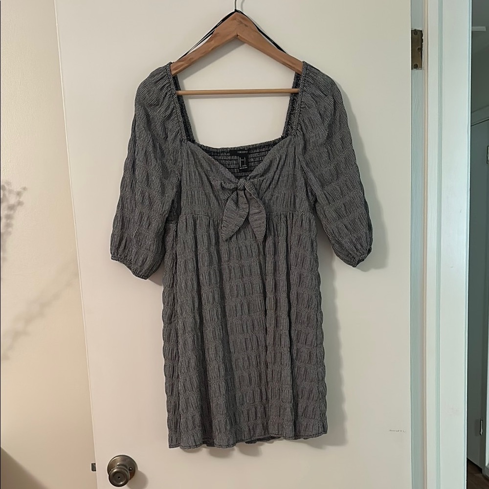 Forever 21 Black and White Check Puff Sleeve Minidress
